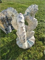 3 Seahorse Cement Statue - Heavy Yard Décor