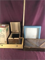 Lot of display cases and clear glass lantern