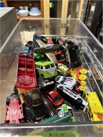 LOT OF MISC COLLECTIBLE CARS
