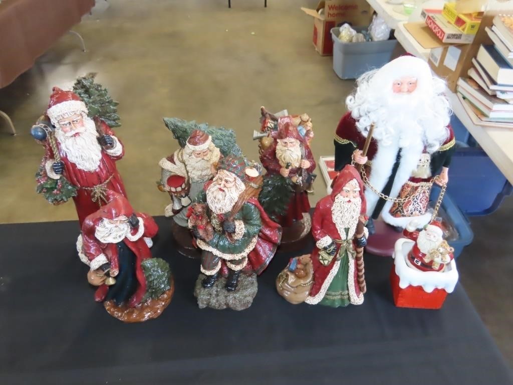 Lot of Santa Clauses (Rubbermaid Tub w/ Lid)