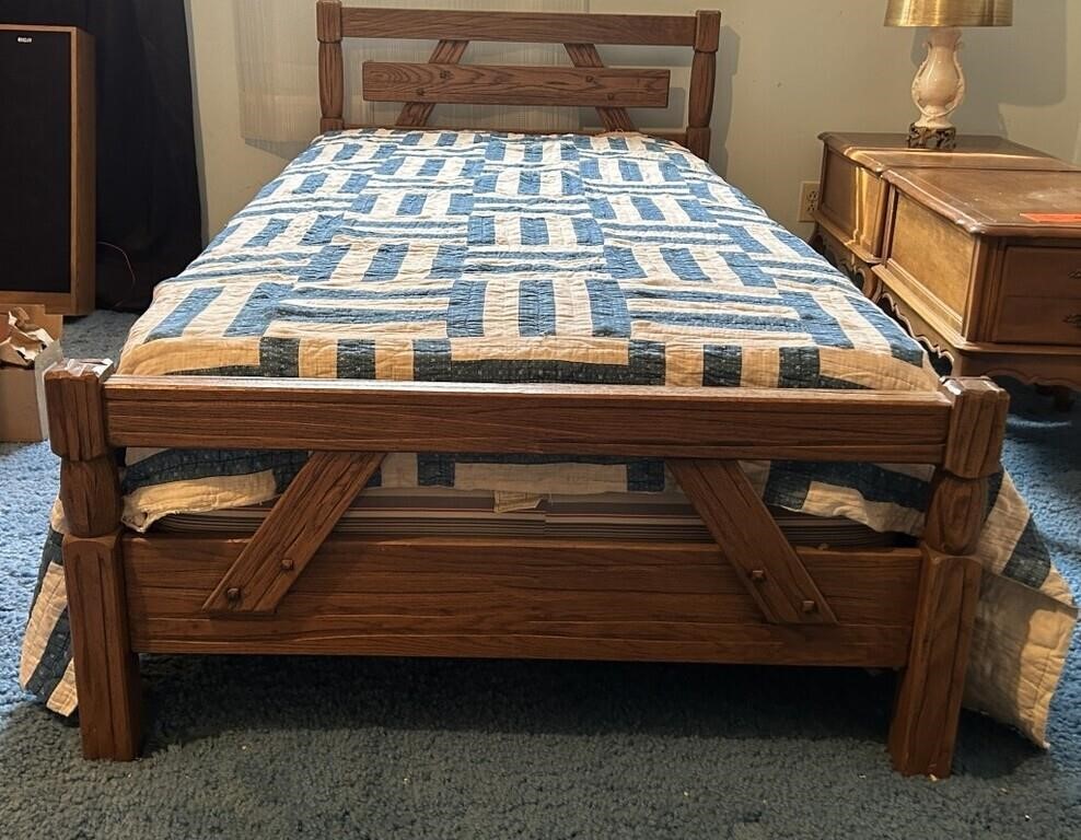 Ranch Oak Bed