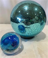 Lighted Glazing Ball & Paper Weight