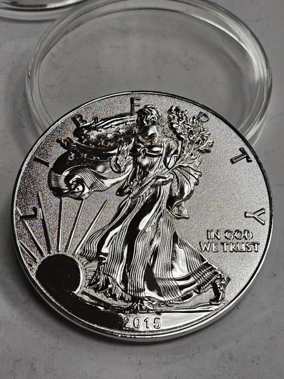 Very Large Silver eagle Replica in large capsule