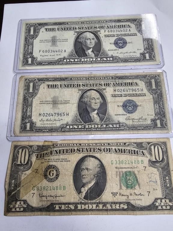 Assorted Currency, see photo