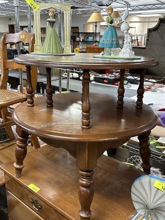 2 TIER MAPLE SIDE TABLE