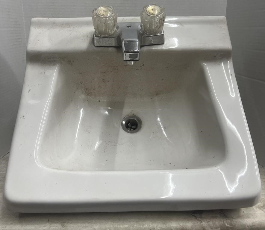 Ceramic Mansfield Sink