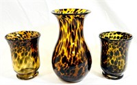 BEAUTIFUL LOT OF 3 AMBER AND BLACK SPOT VASES