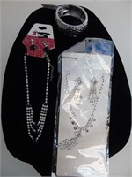Boutique Collection Necklace and Earring Set