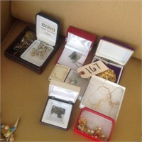 assorted jewelry