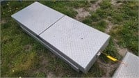 Mid size aluminum toolbox