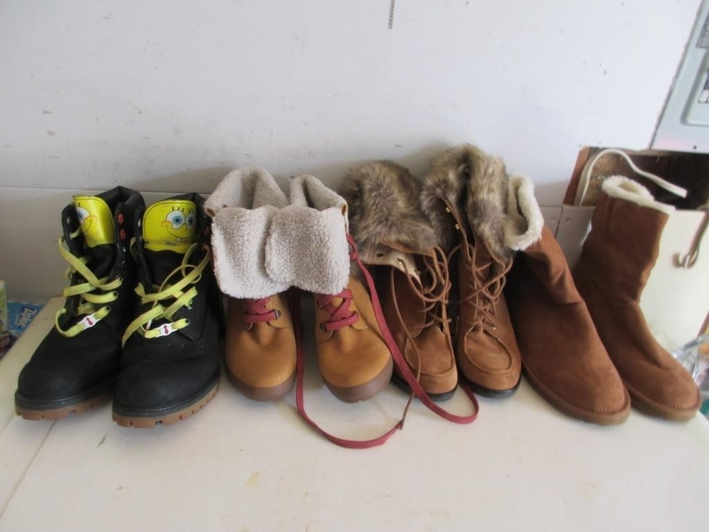 LOT ASSORTED GUC LADIES BOOTS VARIOUS SIZES