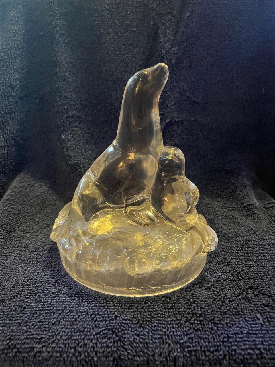 Lead Crystal Momma and Baby Seal Figure