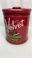 Velvet tobacco tin with lid