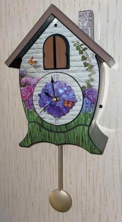 Battery Powered Birdhouse, Flower Cuckoo Clock