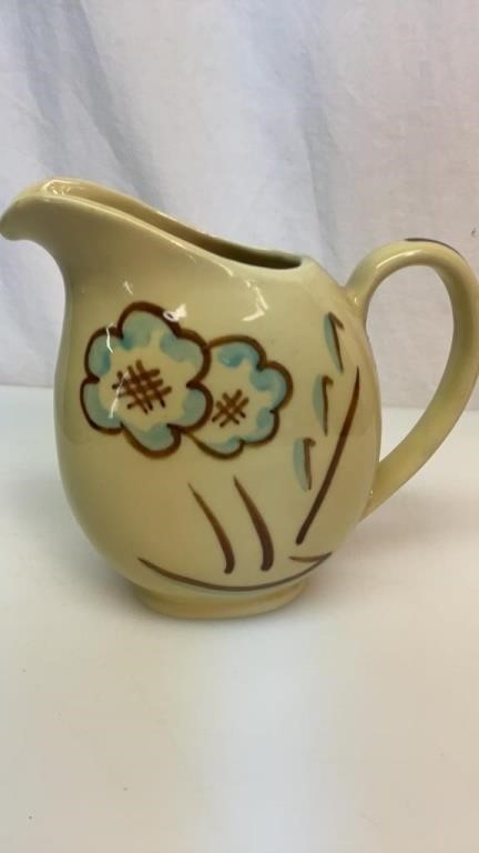 Vtg Shawnee pottery cream pitcher