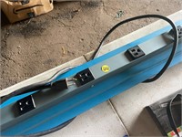 (8) Plug power strip for work bench