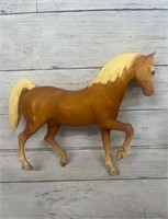 Breyer horse prancing palomino arabian stallion