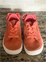 Kids puma coral shoes 9