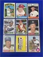 Lot 1960s and 70s Topps baseball cards
