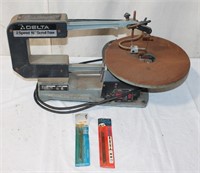 Delta Bench Top Scroll Saw - 2 Speed