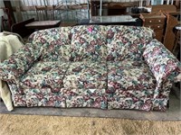 Flexsteel 3 Cushion Floral Sofa