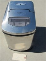 Portable Ice Maker by The Sharper Image ZB-18C
