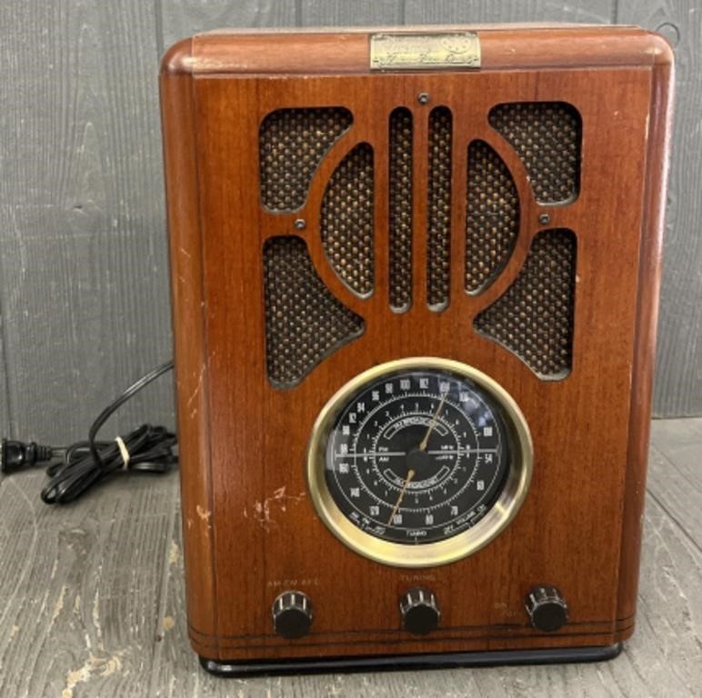 Norman Rockwell Broadcaster Radio