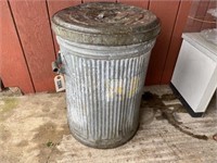 Vintage Galvanized Garbage Can w/Lid