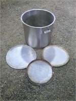 SS pot, 20" diameter, 18" high