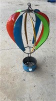 Small Metal Spinning Hot Air Balloon