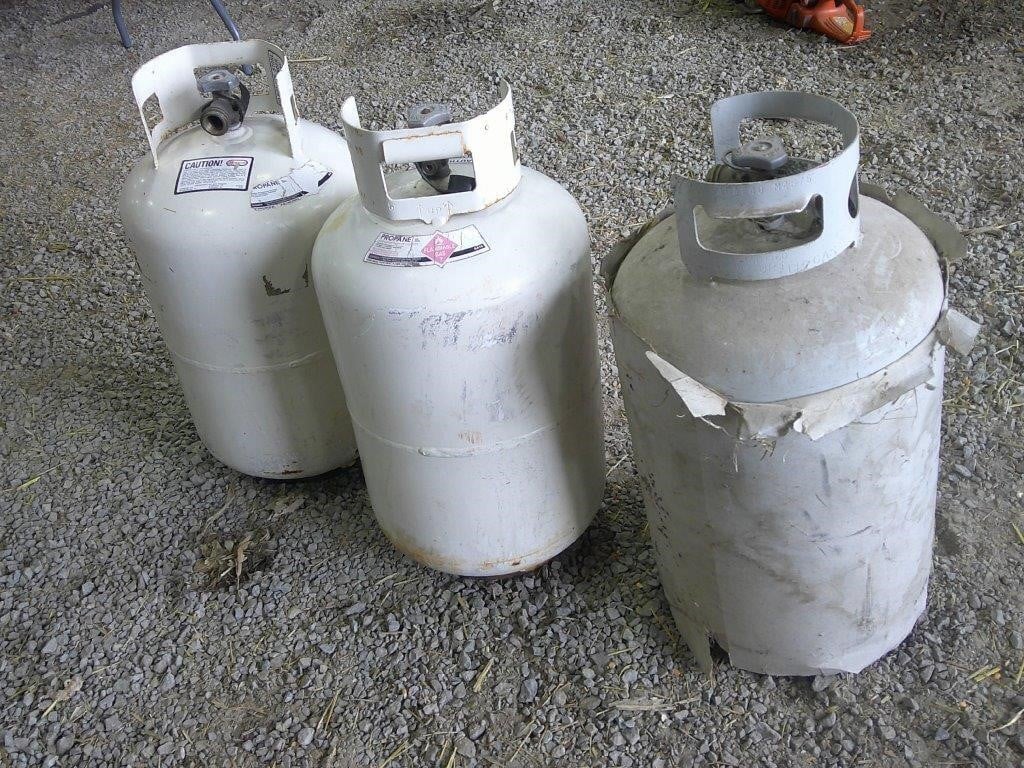 3 EMPTY propane tanks