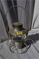 12B: Dietz no. 999 kerosene lantern