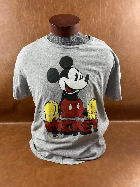 Mickey Mouse Tshirt Size L