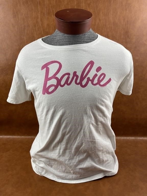 Mattel Barbie Tshirt Size L