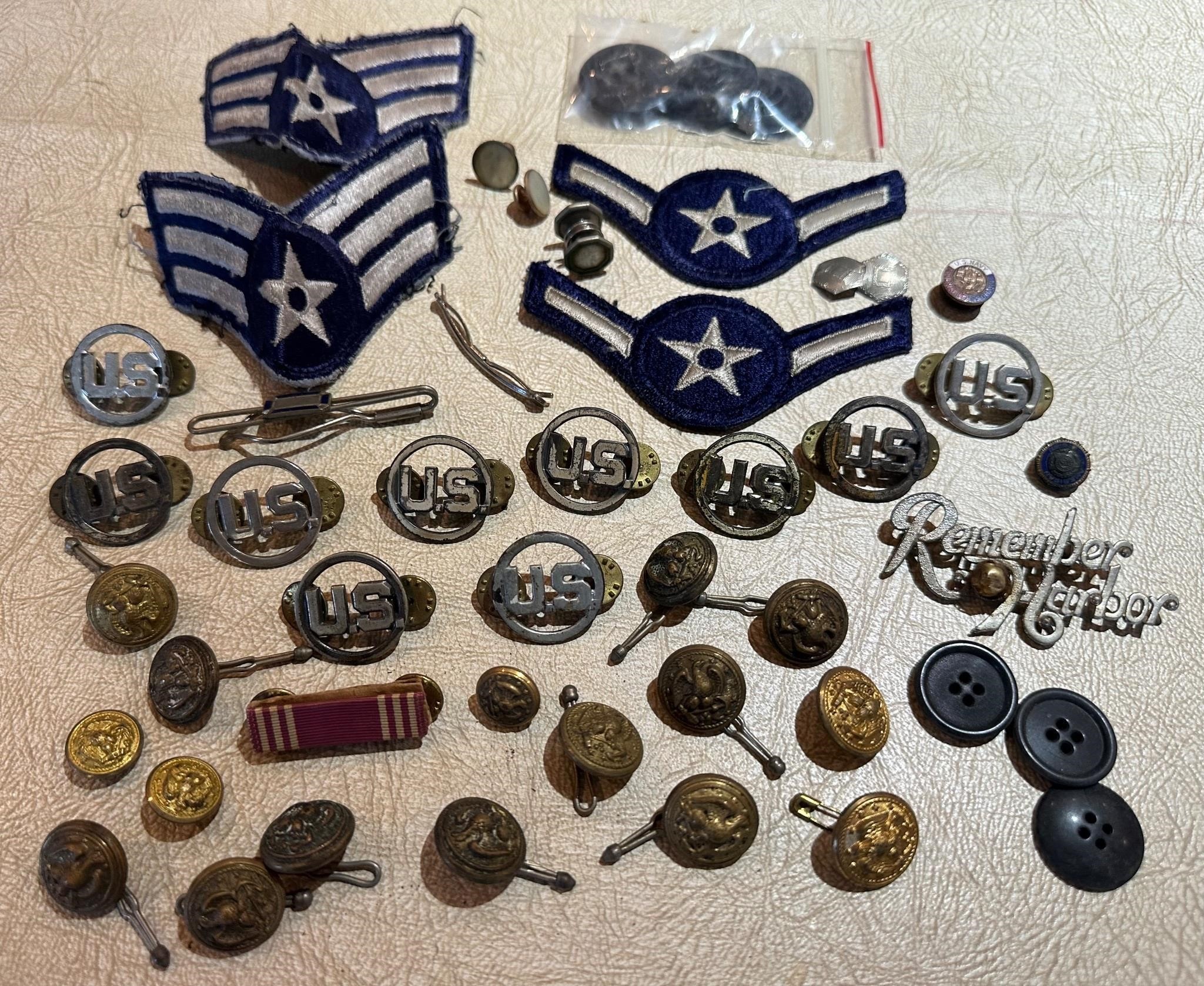 Korean Era US Navy Pins and Pen Lot