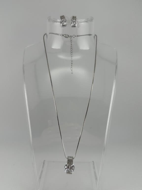 Beautiful Silver White Stone Necklace