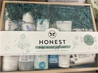 Honest Baby Arrival Gift Set Best Sellers Starter