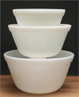 Vintage Set of Milk Glass Bowls (3)