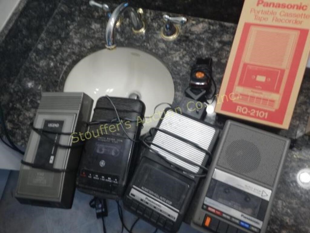 4 Cassette tape recorders & VHS rewinder