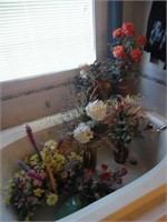 Artifical plants - Master bathroom tub