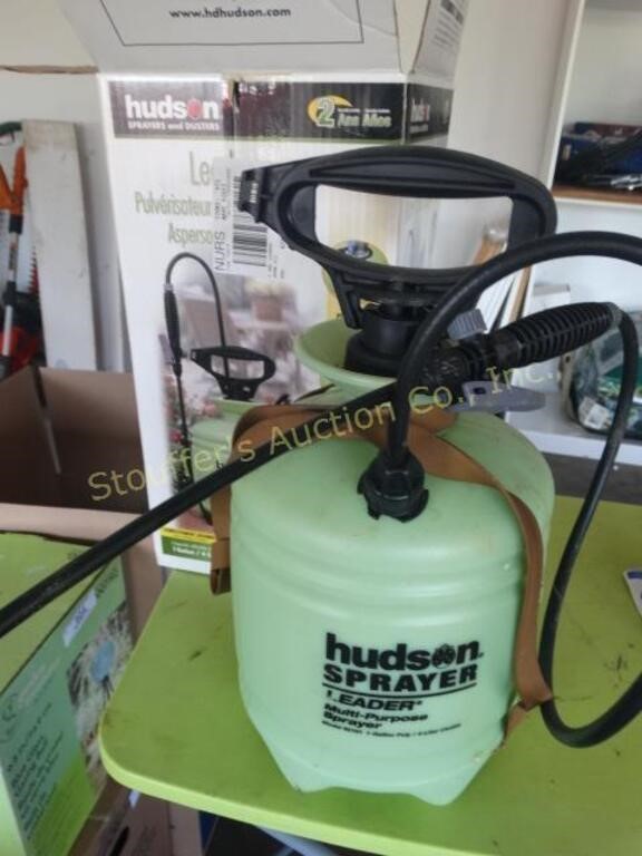 Hudson Multi-purpose gallon sprayer in org box