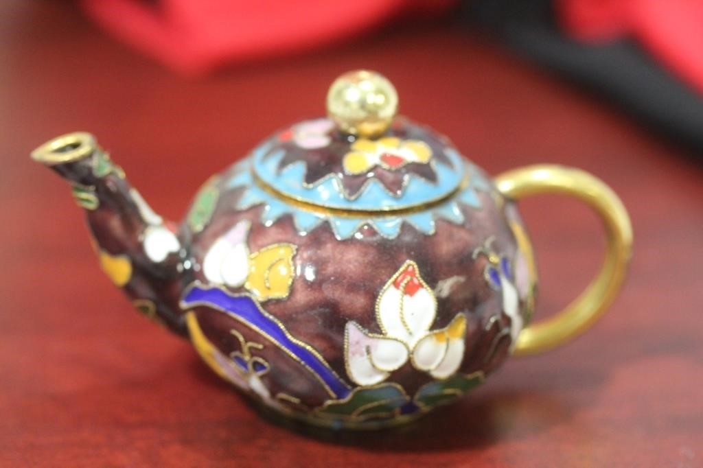 A Vintage Chinese Small Cloisonne Teapot