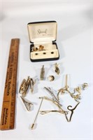 Large lot of cuff links,tie pins,etc