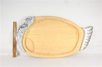 Wooden turky carving board with pewter handles