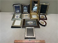 LARGE LOT OF MINIATURE PICTURE FRAMES
