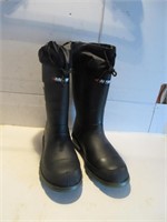 GUC BANFF SAFERY RUBBER BOOTS SIZE 10