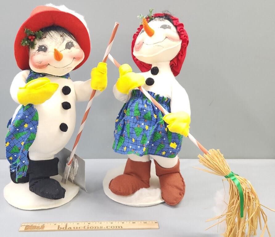 2 Annalee Snowman Dolls