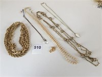 CHUNKY GOLD TONE MONEY FIVE STRAND CHAIN NECKLACE
