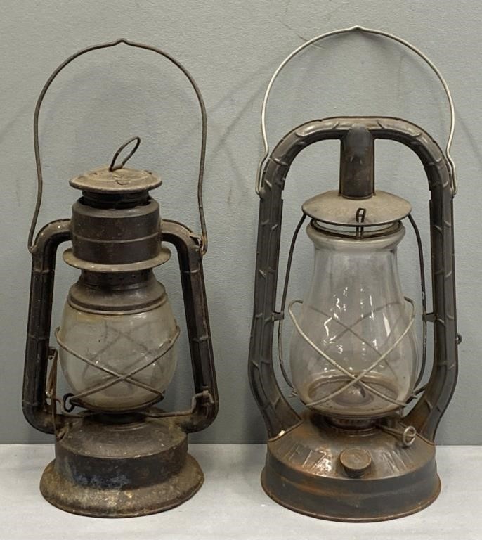 2 Dietz Kerosene Oil Lanterns