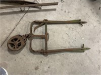 HAY FORK AND PULLEY